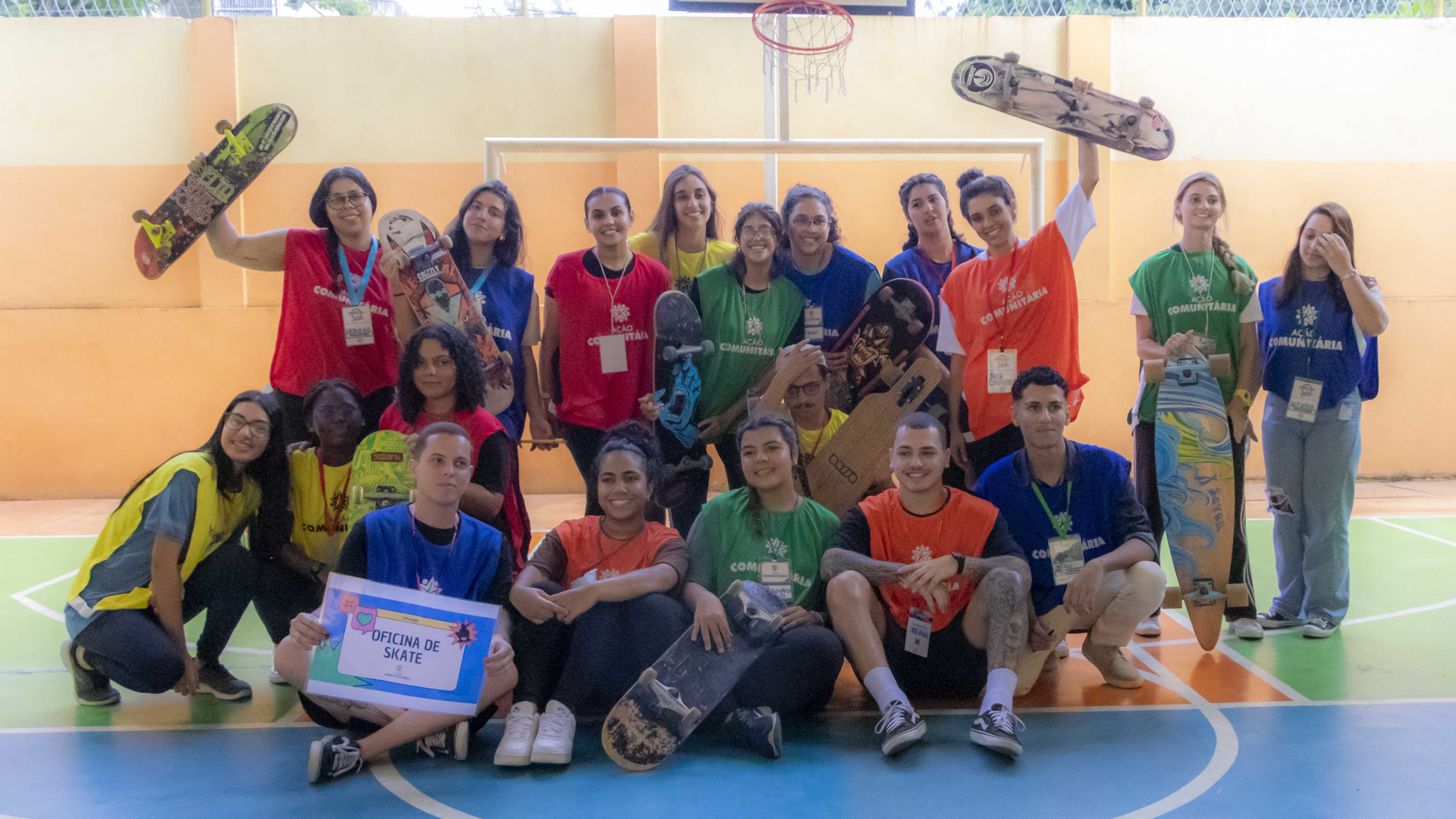 Institucional - Noticias - Suba em um skate, vamos ao Pé Pequeno? -  Unilasalle Rio de Janeiro